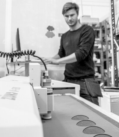 LIND DNA LIND DNA Glass Mat Curve Nupo Recycled Leather Light Blue LIND DNA LIND DNA Glass Mat Curve Nupo Recycled Leather Light Blue