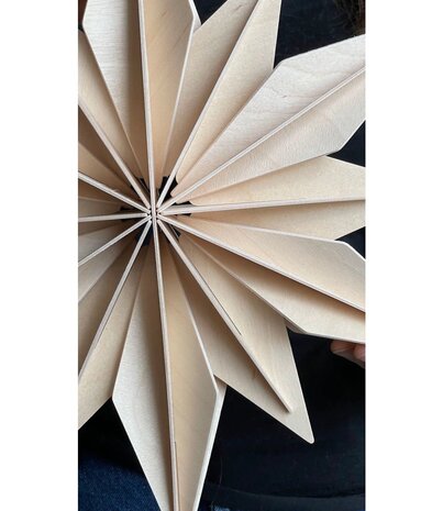 LOVI Lovi Decor Star 36cm Berkenhout naturel 3D DIY pakket LOVI Lovi Decor Star 36cm Berkenhout naturel 3D DIY pakket