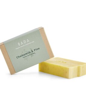 Bada Bada Bio zeep Kamille en Dennen Biologische Deense handgemaakte zeep Bada Bada Bio zeep Kamille en Dennen Biologische Deense handgemaakte zeep