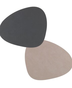 LIND DNA LIND DNA Placemat Curve L Dubbelzijdig Nupo Gerecycled Leer Anthracite - Light grey LIND DNA LIND DNA Placemat Curve L Dubbelzijdig Nupo Gerecycled Leer Anthracite - Light grey