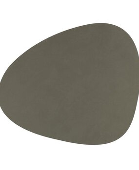 LIND DNA LIND DNA Placemat Curve L Nupo Gerecycled Leer Army Green LIND DNA LIND DNA Placemat Curve L Nupo Gerecycled Leer Army Green