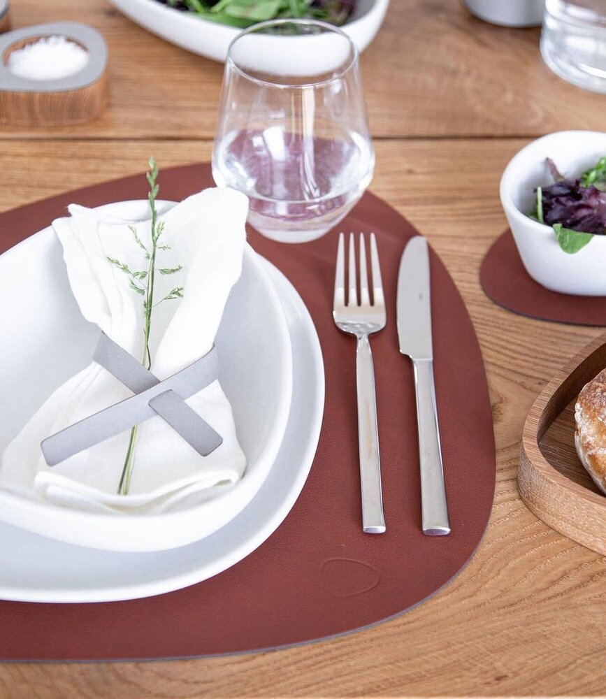 LIND DNA LIND DNA Placemat Curve L Nupo Gerecycled Leer Sienna LIND DNA LIND DNA Placemat Curve L Nupo Gerecycled Leer Sienna