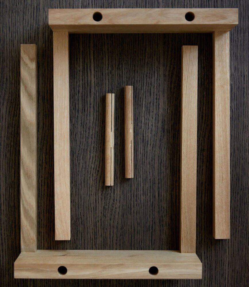 Moebe Moebe Peg Stool kruk eiken Moebe Moebe Peg Stool kruk eiken