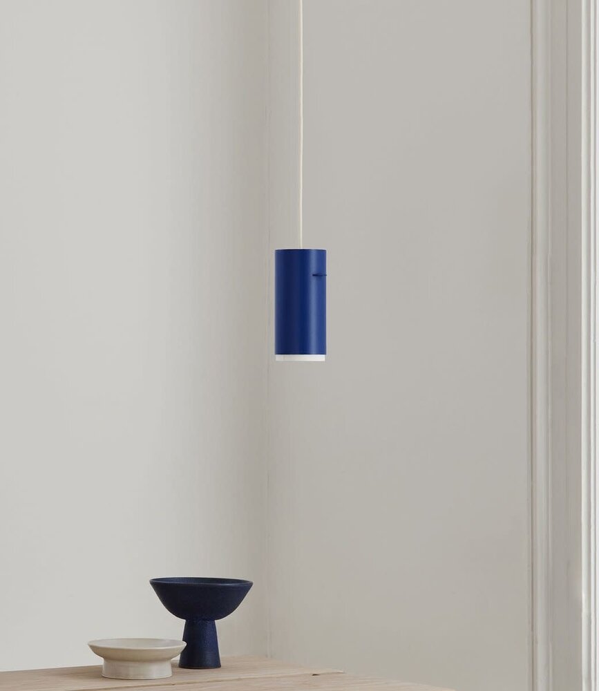 Moebe Moebe Tube Pendant Lamp Small Deep Blue Aluminium Moebe Moebe Tube Pendant Lamp Small Deep Blue Aluminium