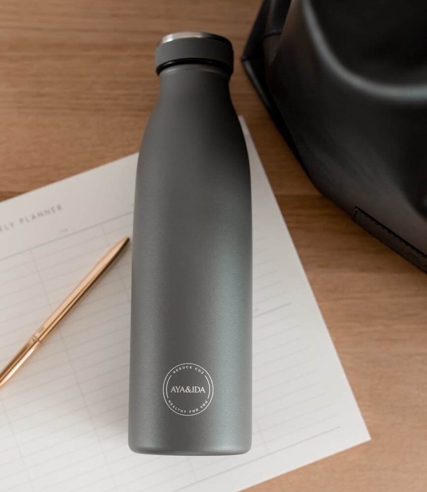 AYA & IDA AYA & IDA Thermo RVS Drinking bottle 500 ml Tropical Green AYA & IDA AYA & IDA Thermo RVS Drinking bottle 500 ml Tropical Green