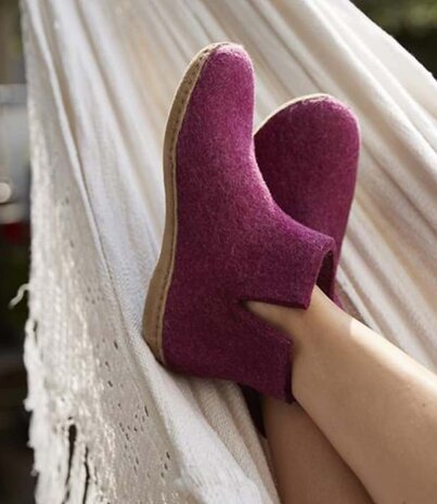 Glerups Glerups Boot Pantoffel Cranberry met leren zool (diverse maten) Glerups Glerups Boot Pantoffel Cranberry met leren zool (diverse maten)