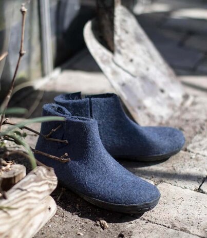 Glerups Glerups Boot Slipper with rubber black sole (various sizes) Denim Glerups Glerups Boot Slipper with rubber black sole (various sizes) Denim