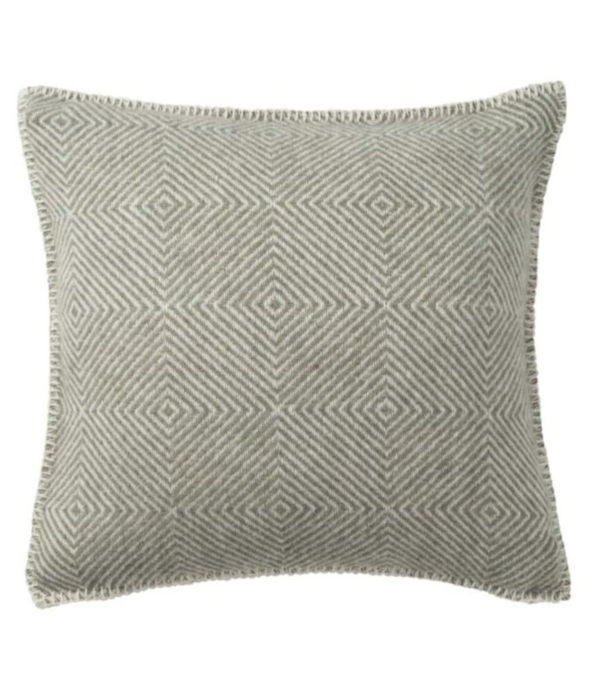 Klippan Klippan Gooseye Wool cushion cover 45x45cm Green (excl. inner cushion) Klippan Klippan Gooseye Wool cushion cover 45x45cm Green (excl. inner cushion)