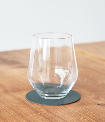 LIND DNA LIND DNA Glas Onderzetter Circle Nupo Gerecycled Leer Dark Green LIND DNA LIND DNA Glas Onderzetter Circle Nupo Gerecycled Leer Dark Green