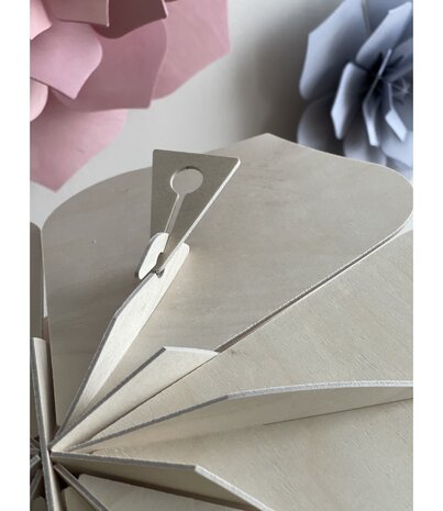 LOVI Lovi Decor Flower Rood - 4 formaten - Berkenhout 3D DIY pakket LOVI Lovi Decor Flower Rood - 4 formaten - Berkenhout 3D DIY pakket