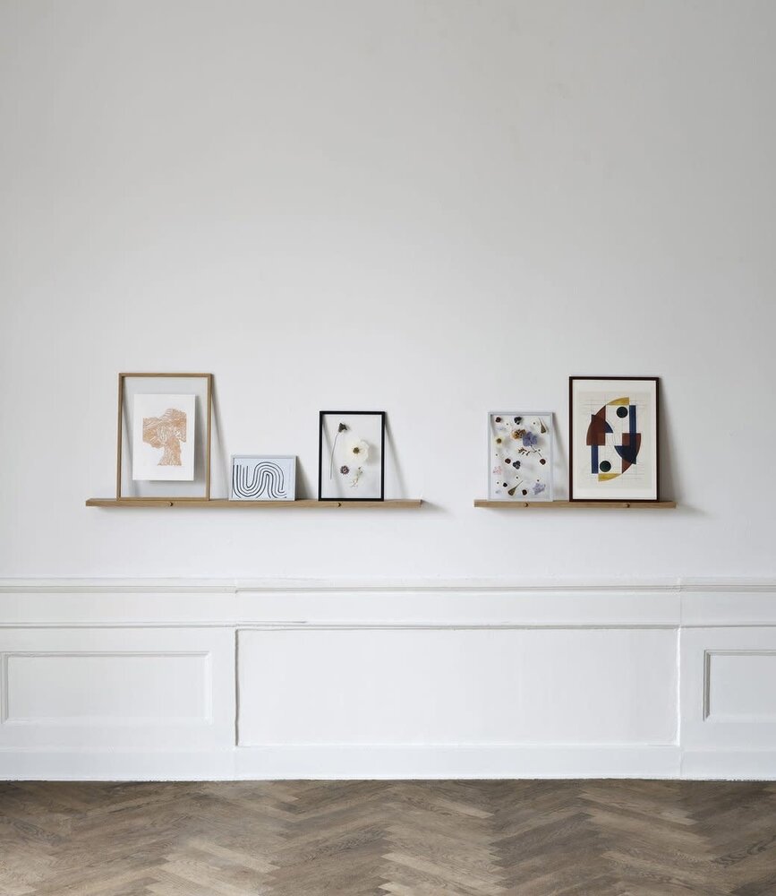 Moebe Moebe Gallery Shelf 70cm Oak Moebe Moebe Gallery Shelf 70cm Oak