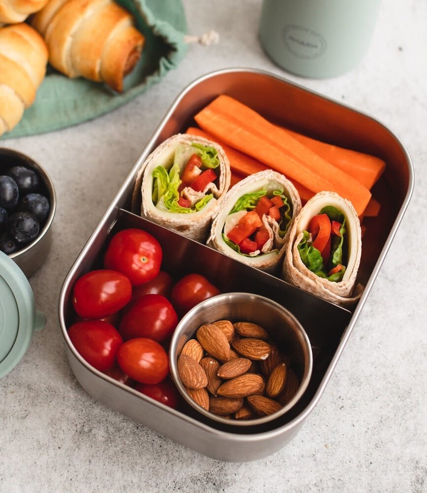 AYA & IDA AYA & IDA Lunch Box 1000 ml Tropical Green incl. divider AYA & IDA AYA & IDA Lunch Box 1000 ml Tropical Green incl. divider