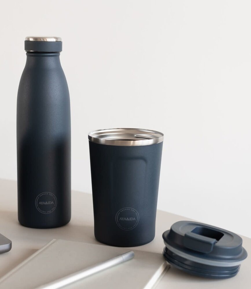 AYA & IDA AYA & IDA Cup2go 380 ml Navy Blue AYA & IDA AYA & IDA Cup2go 380 ml Navy Blue