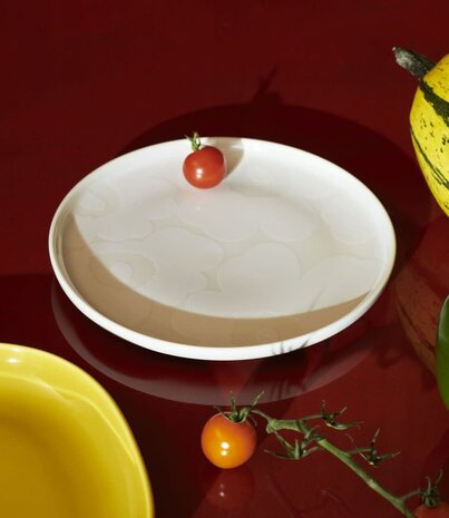 Marimekko Marimekko Unikko bord 20cm gebroken wit Marimekko Marimekko Unikko bord 20cm gebroken wit