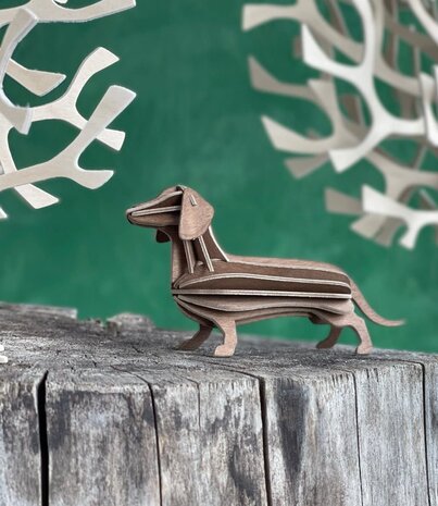 LOVI Lovi Teckel bruin berkenhout 3D - dier DIY pakketje LOVI Lovi Teckel bruin berkenhout 3D - dier DIY pakketje