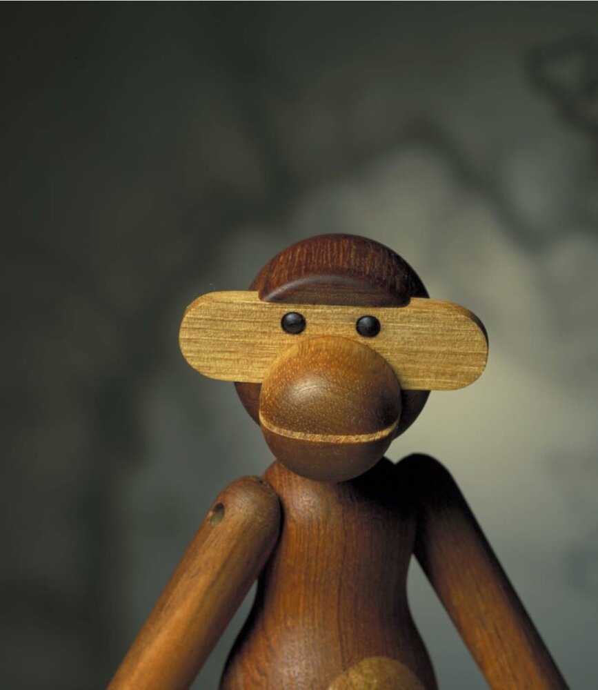 Kay Bojesen Denmark Kay Bojesen Monkey small H19.5cm teak limba Kay Bojesen Denmark Kay Bojesen Monkey small H19.5cm teak limba