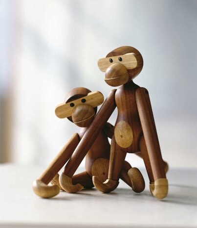 Kay Bojesen Denmark Kay Bojesen Monkey small H19.5cm teak limba Kay Bojesen Denmark Kay Bojesen Monkey small H19.5cm teak limba