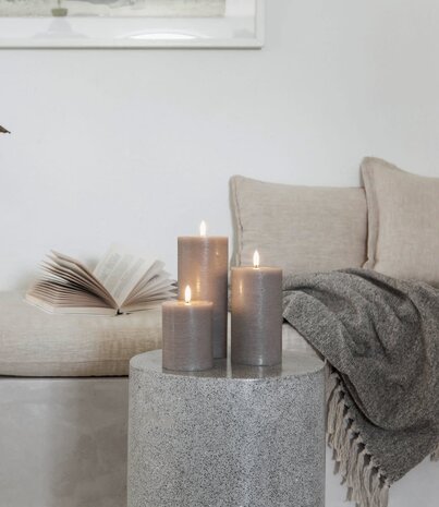 Uyuni Lighting Uyuni Lighting LED Wax pillar candle Ø7.8 x 20cm with melted center Sandstone Uyuni Lighting Uyuni Lighting LED Wax pillar candle Ø7.8 x 20cm with melted center Sandstone