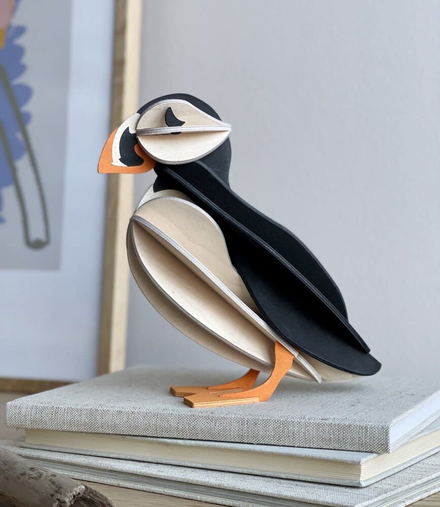 LOVI LOVI papegaaiduiker Puffin zwart oranje (diverse formaten) LOVI LOVI papegaaiduiker Puffin zwart oranje (diverse formaten)