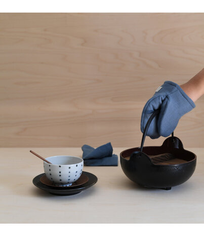 The Organic Company The Organic Company Mini oven mitts set of 2 Grey Blue GOTS certified The Organic Company The Organic Company Mini oven mitts set of 2 Grey Blue GOTS certified