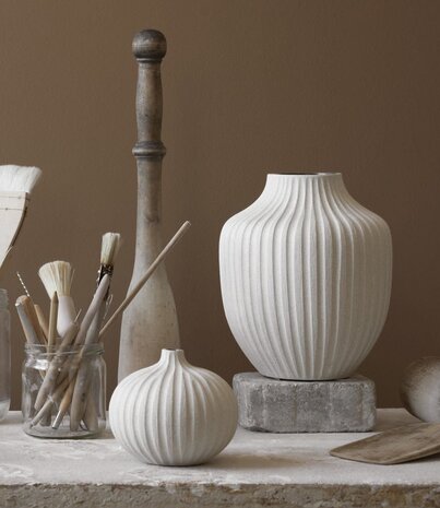 LINDFORM LINDFORM Kyoto Sand white Light Deep line vase H20cm LINDFORM LINDFORM Kyoto Sand white Light Deep line vase H20cm