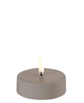 Uyuni Lighting Uyuni Lighting LED Wax maxi tea light Ø6.1 H5cm sandstone