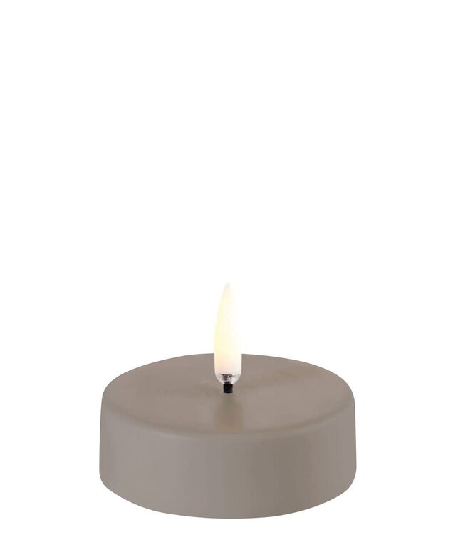 Uyuni Lighting Uyuni Lighting LED Wax maxi tea light Ø6.1 H5cm sandstone