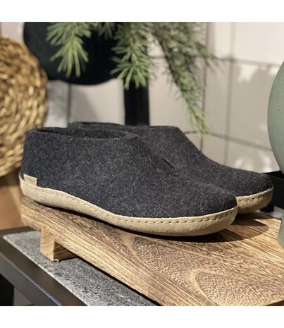 Glerups Glerups Shoe Pantoffel met leren zool (diverse maten) Charcoal Glerups Glerups Shoe Pantoffel met leren zool (diverse maten) Charcoal