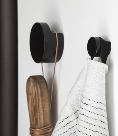 EKTA Living - by Wirth EKTA Living Wandknop / deurknop Zwart eiken Medium - ontwerp by Wirth EKTA Living - by Wirth EKTA Living Wandknop / deurknop Zwart eiken Medium - ontwerp by Wirth