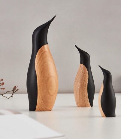 ARCHITECTMADE Architectmade Pinguïn Small H18.2 Beuken hout ARCHITECTMADE Architectmade Pinguïn Small H18.2 Beuken hout