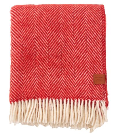 Klippan Klippan Herringbone plaid 130x180cm 50% recycled lambswool Radish Klippan Klippan Herringbone plaid 130x180cm 50% recycled lambswool Radish