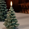 Uyuni Lighting Uyuni Lighting LED Wax Christmas Tree Olijfgroen W10 x H15cm Uyuni Lighting Uyuni Lighting LED Wax Christmas Tree Olijfgroen W10 x H15cm