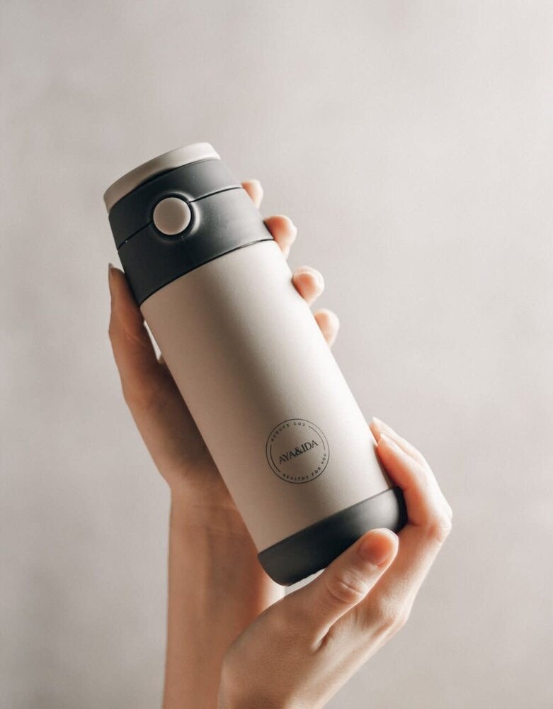 AYA & IDA AYA & IDA Thermo RVS Kinder Drinkfles met rietje 350 ml Beige AYA & IDA AYA & IDA Thermo RVS Kinder Drinkfles met rietje 350 ml Beige