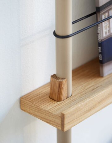 Moebe Moebe Magazine Shelving 73x85x7cm oak warm grey Moebe Moebe Magazine Shelving 73x85x7cm oak warm grey