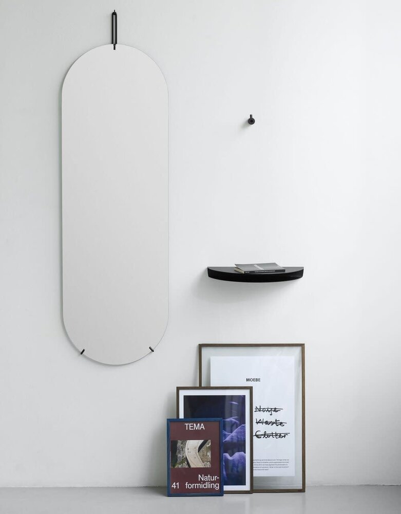 Moebe Moebe Half Moon Shelf large black Moebe Moebe Half Moon Shelf large black