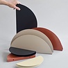 Moebe Moebe wandplank Half Moon large warm grijs Moebe Moebe wandplank Half Moon large warm grijs