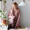 Lapuan Kankurit Lapuan Kankurit Uni wool scarf with pockets 60x170 Dusty rose Lapuan Kankurit Lapuan Kankurit Uni wool scarf with pockets 60x170 Dusty rose
