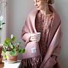 Lapuan Kankurit Lapuan Kankurit Uni wool scarf with pockets 60x170 Dusty rose Lapuan Kankurit Lapuan Kankurit Uni wool scarf with pockets 60x170 Dusty rose
