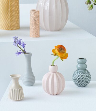 Dottir Nordic Design Dottir Samsurium Minibell vases Coral mix set of 3 Dottir Nordic Design Dottir Samsurium Minibell vases Coral mix set of 3