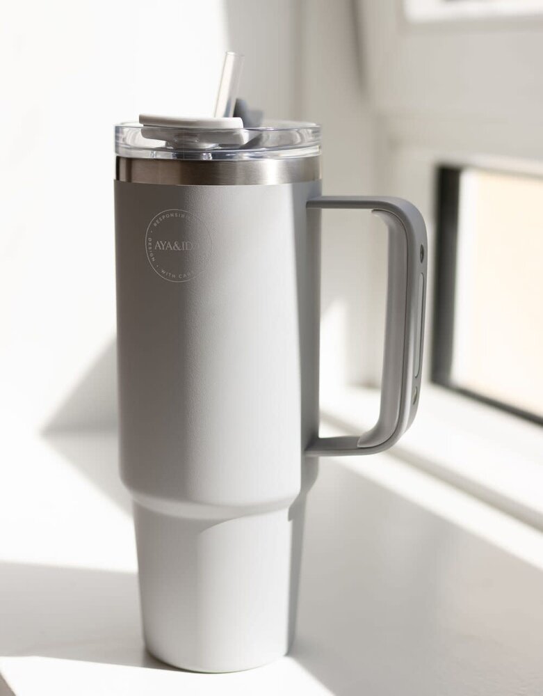 AYA & IDA AYA & IDA Thermo cup with straw 885ml light grey AYA & IDA AYA & IDA Thermo cup with straw 885ml light grey
