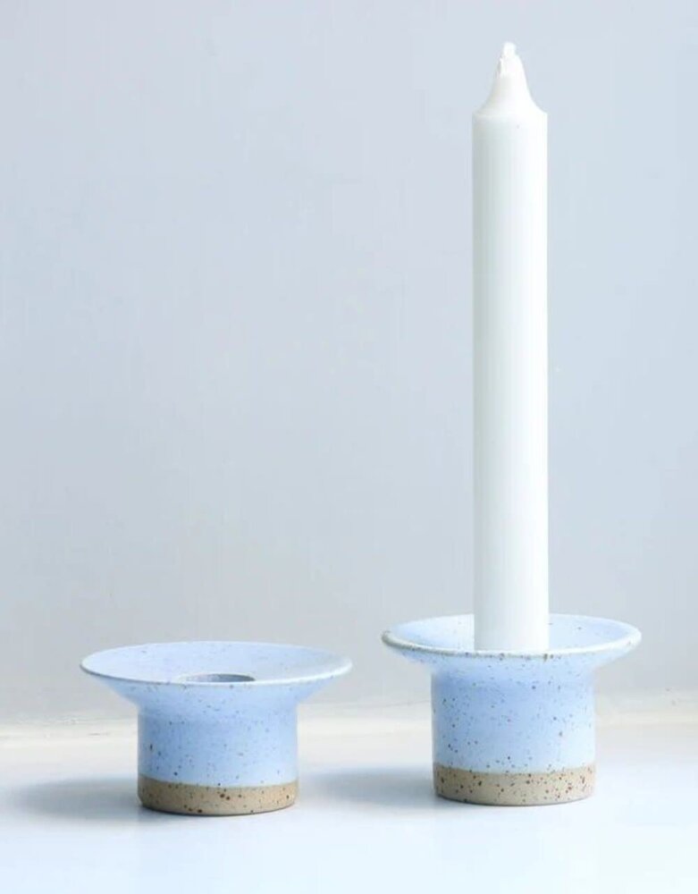 Studio Arhoj Studio Arhoj Hono kandelaar Dusty Blue Studio Arhoj Studio Arhoj Hono kandelaar Dusty Blue