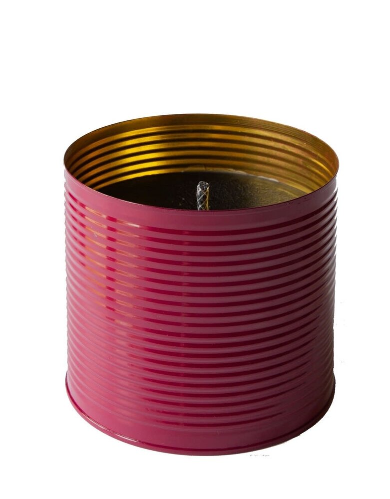 Living by Heart - Buitenkaarsen Living by Heart Buitenkaars in blik 90 branduren Pruim Bordeaux Living by Heart - Buitenkaarsen Living by Heart Buitenkaars in blik 90 branduren Pruim Bordeaux