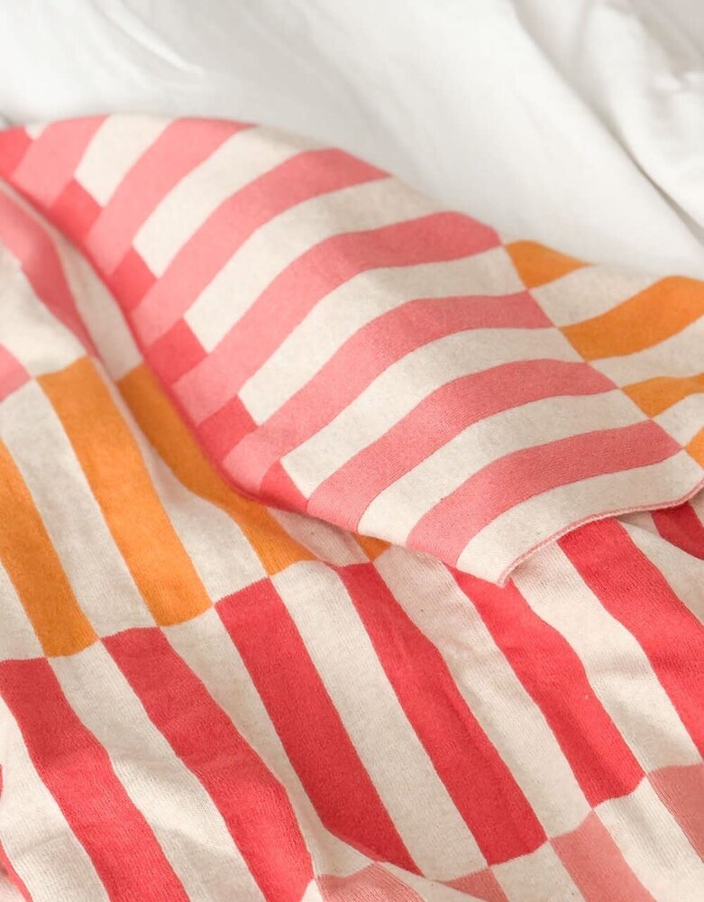 Funky Doris Funky Doris Mojo plaid gebreid 100% katoen 130x170cm roze Funky Doris Funky Doris Mojo plaid gebreid 100% katoen 130x170cm roze