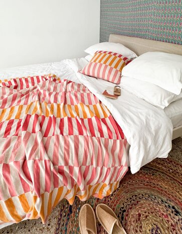 Funky Doris Funky Doris Mojo plaid knitted 100% cotton 130x170cm pink Funky Doris Funky Doris Mojo plaid knitted 100% cotton 130x170cm pink