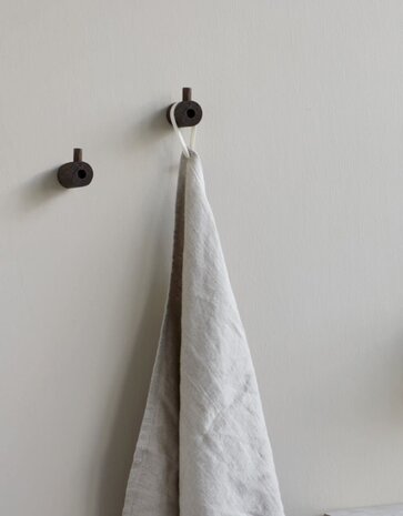 Moebe Moebe wandknop zwart eiken Moebe Moebe wandknop zwart eiken