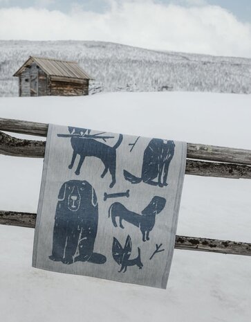 Lapuan Kankurit Lapuan Kankurit Koirapuisto tea towel 46x70 Blueberry Lapuan Kankurit Lapuan Kankurit Koirapuisto tea towel 46x70 Blueberry
