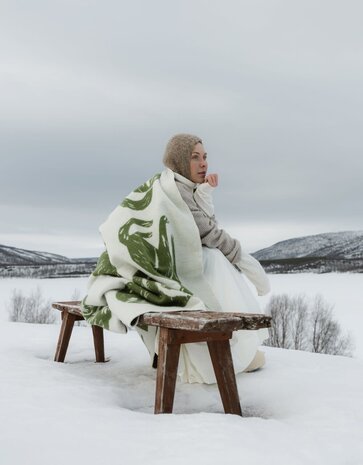 Lapuan Kankurit Lapuan Kankurit Kissanpäivät wool plaid 130x180 olive green Lapuan Kankurit Lapuan Kankurit Kissanpäivät wool plaid 130x180 olive green