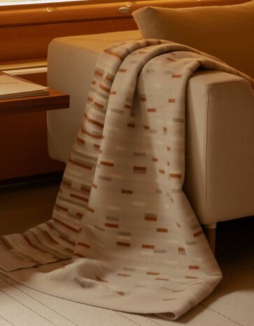 Lapuan Kankurit Lapuan Kankurit Yllätys wool plaid 130x180 beige pink