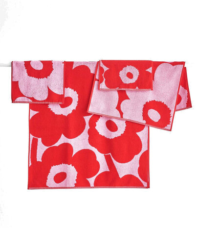 Marimekko Marimekko Unikko towel 50x70cm pink red Marimekko Marimekko Unikko towel 50x70cm pink red