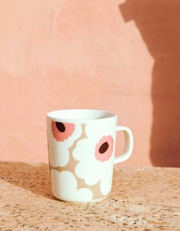 Marimekko Marimekko Unikko beker 2.5dl klei roze Marimekko Marimekko Unikko beker 2.5dl klei roze